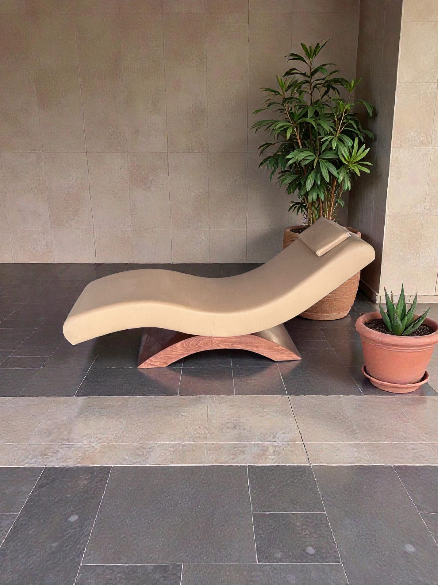 Suya ve Neme Dayanıklı SPA Şezlongları  Sep Masaj Yatakları