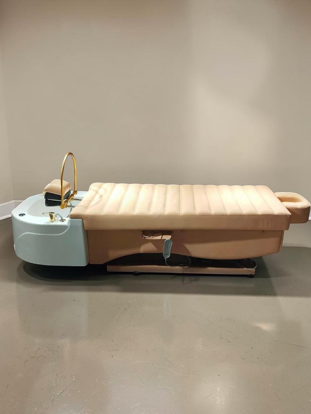 Profesyonel Motorlu Kafa Masajı ve Head Spa Yatağı